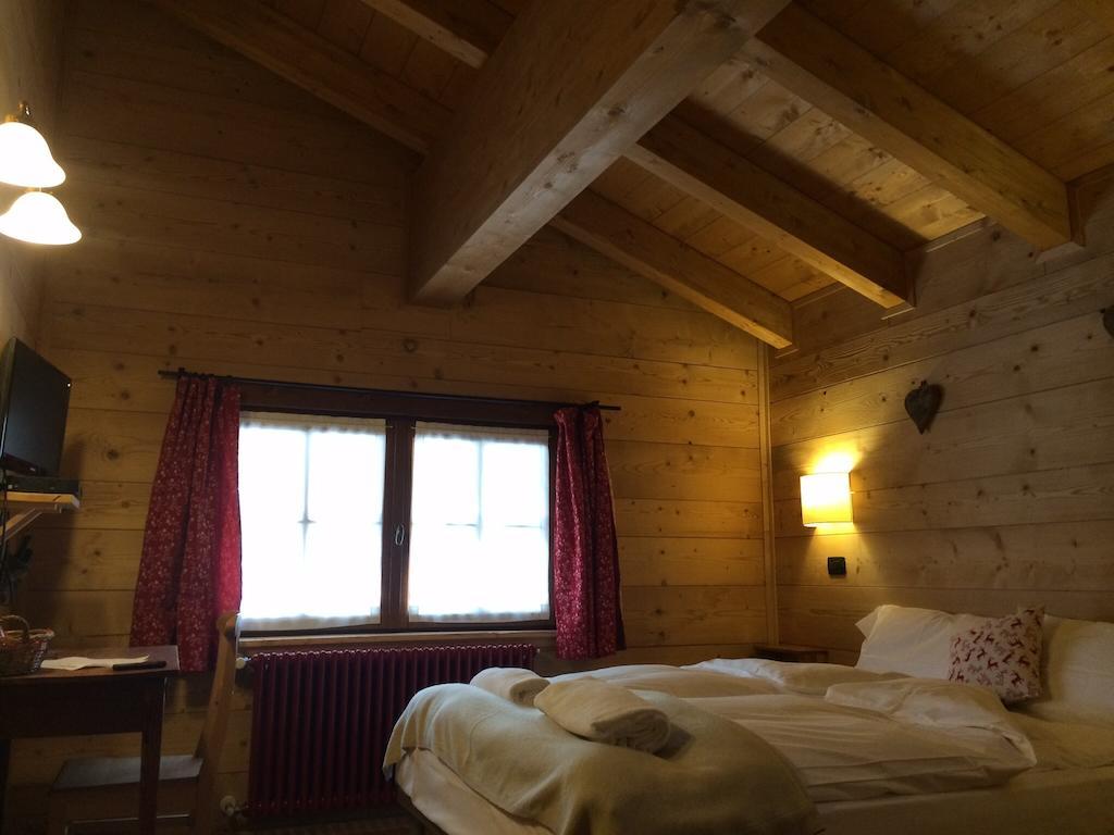 B&B La Locanda Macugnaga Quarto foto